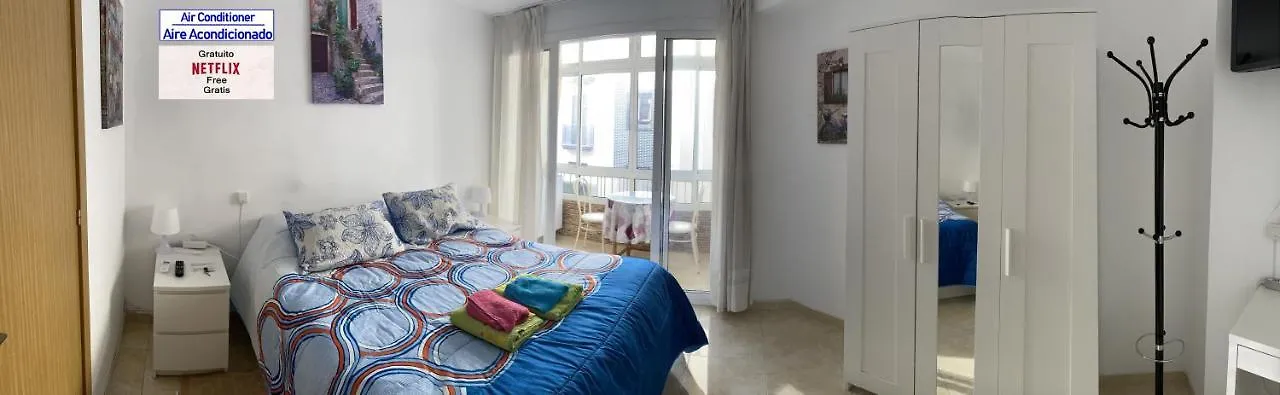 Malaga Centro Habitaciones Privada En Apartamento Compartidos منزل للإقامة